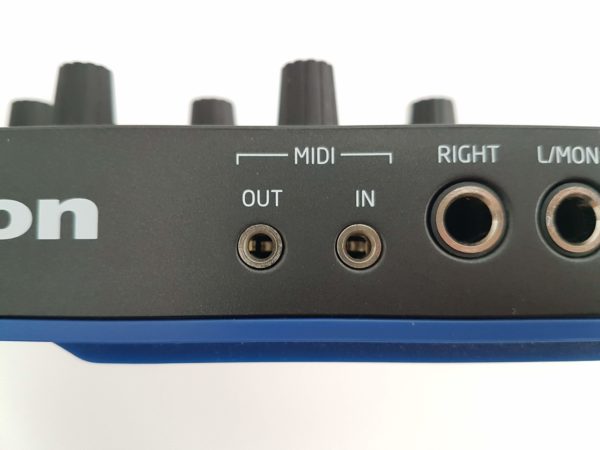 3.5 mm MIDI jack ports on a groovebox